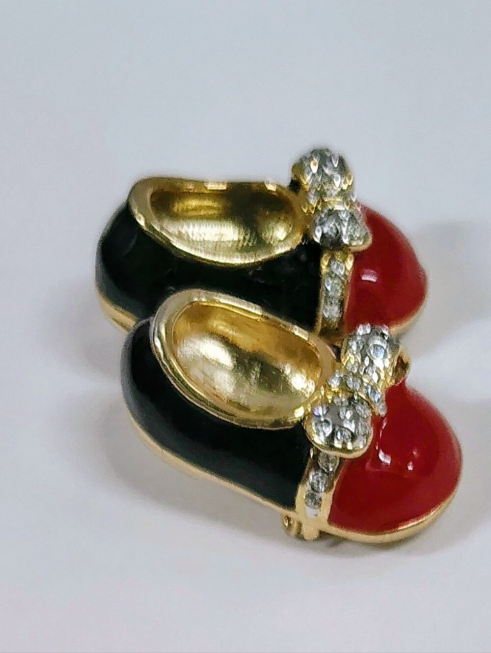 VTG Carucci Style Black & Red Enamel Baby Shoe Pin w Crystal Bows Brooch Pin